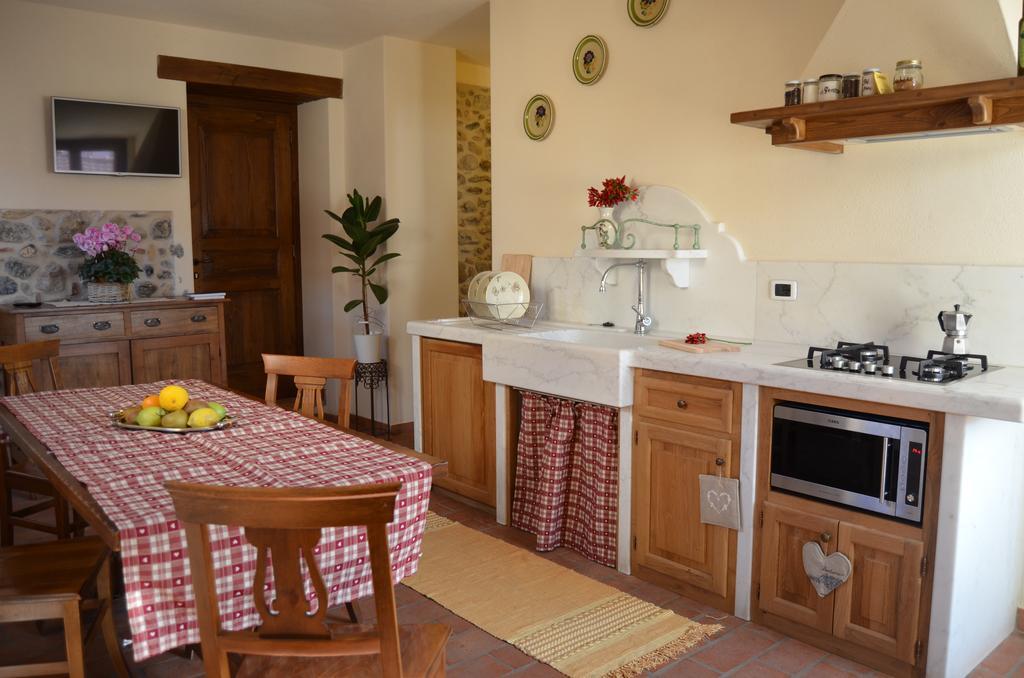Agriturismo Del Pigato - Bio Vio อัลเบงกา ภายนอก รูปภาพ